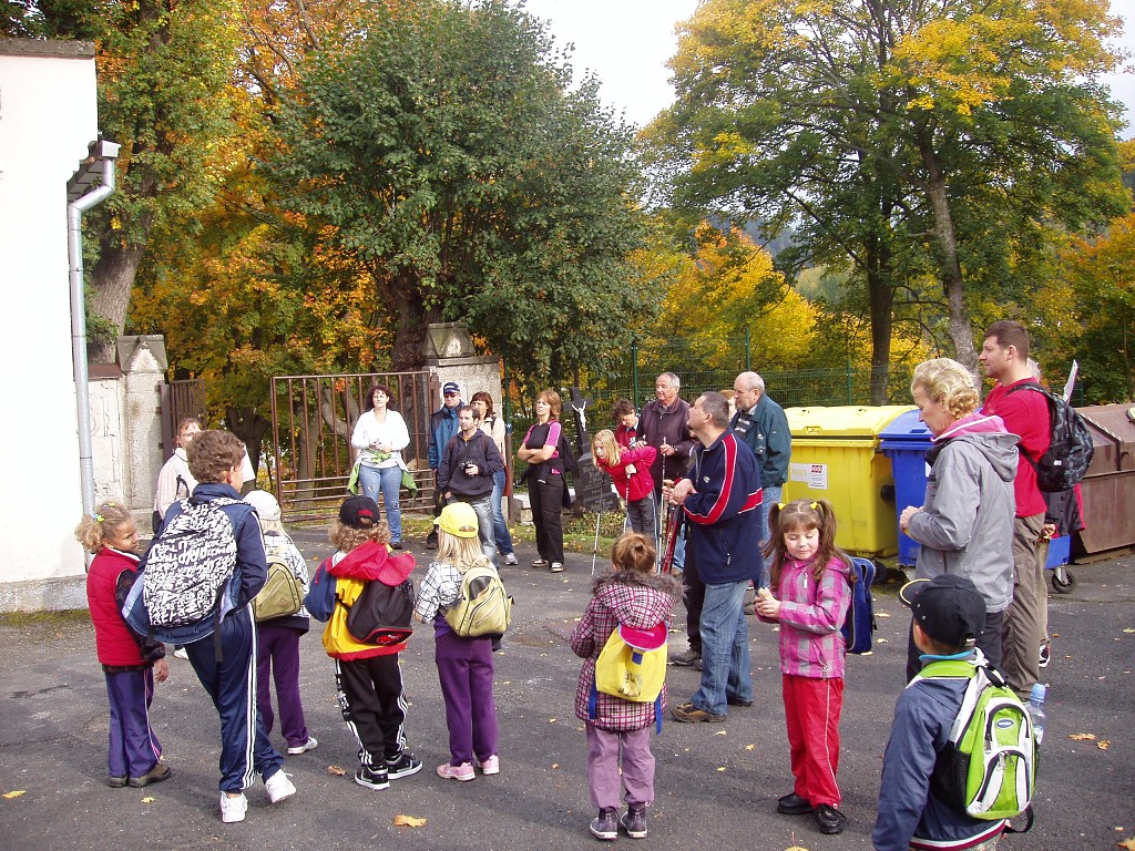 Vycházka z Kraslic do Sněžné - říjen 2012