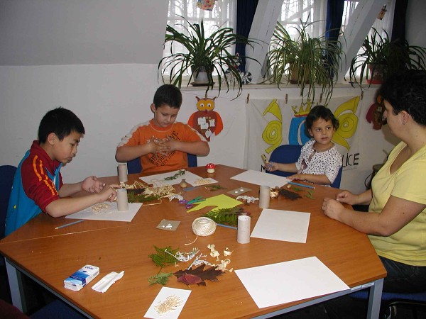 Knihovnická dílna v listopadu 2013