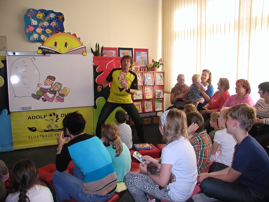 Adolf Dudek v Městské knihovně Kraslice