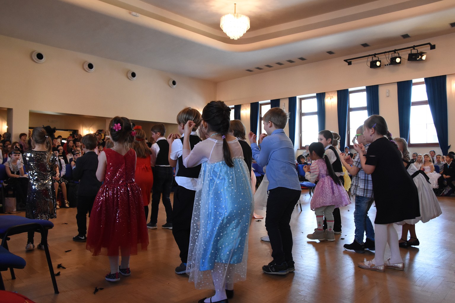 Ples ZŠ Dukelská
