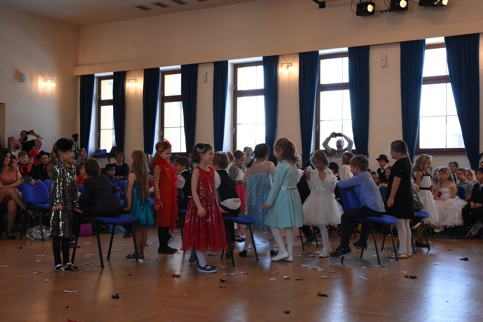 Ples ZŠ Dukelská