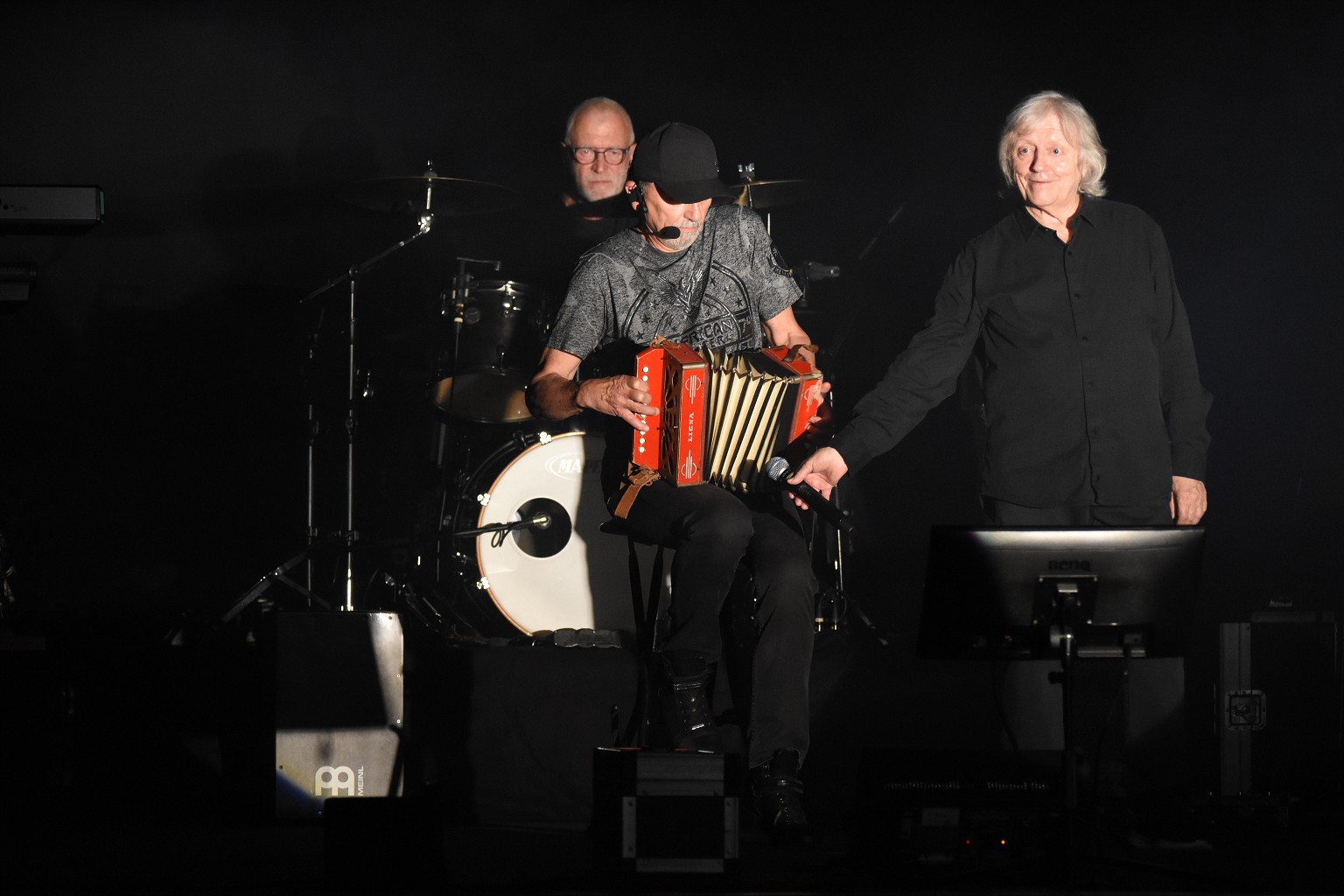 Václav Neckář - Bacily